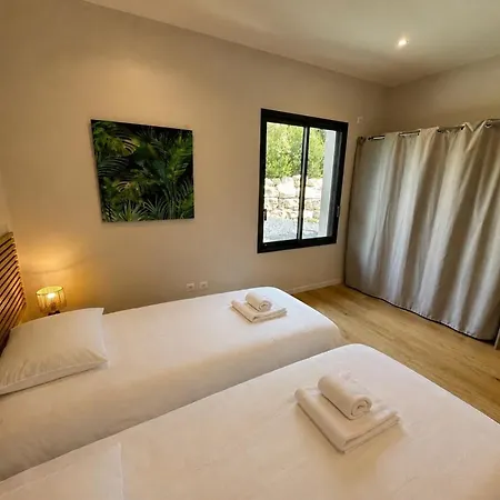 Vila Between Pool & Forest - Air Conditioning *